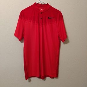 Used Nike Tiger Woods Golf Polo Size Small